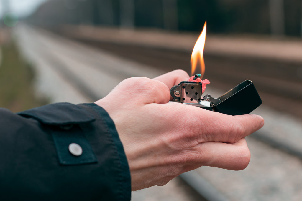 setting fire in Federal courtroom